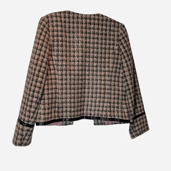 Pre-owned Chic Women's Tweed Jacket - Black and Cream - Picture 2 of 10